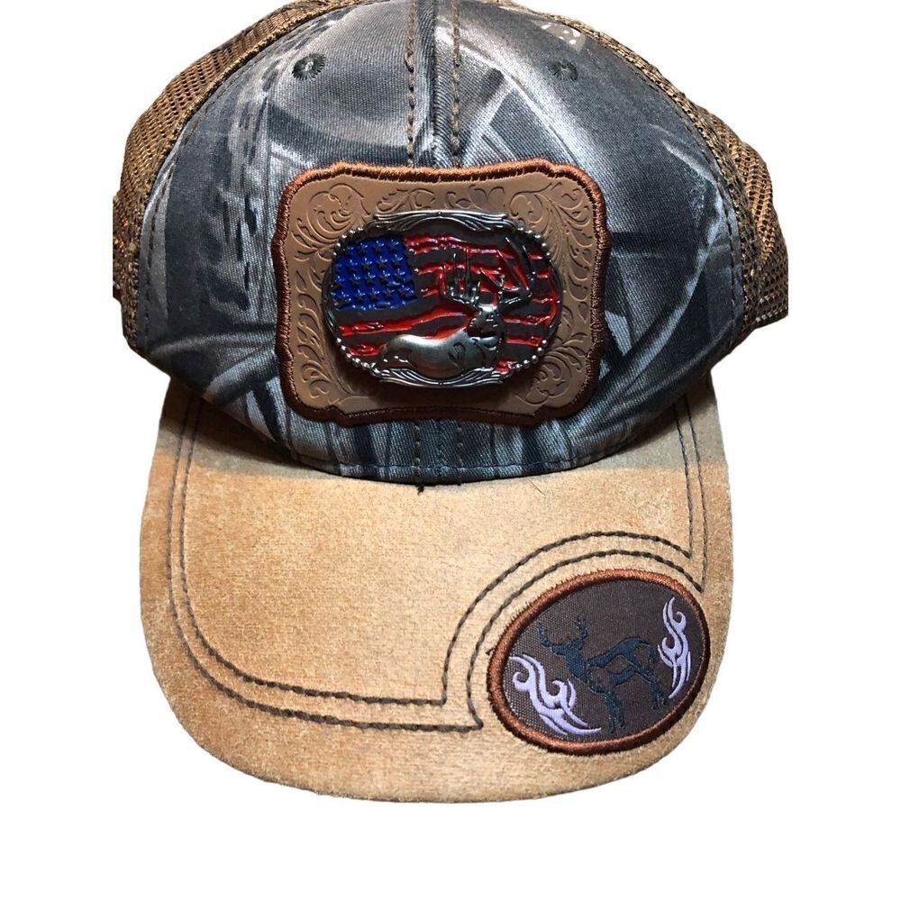 Pitbull suede camo hat with deer decal on front NWOT
